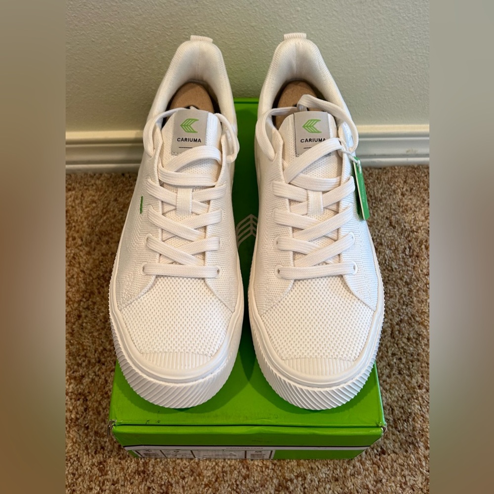 Cariuma IBI Low Off White Knit Sneakers NWT
